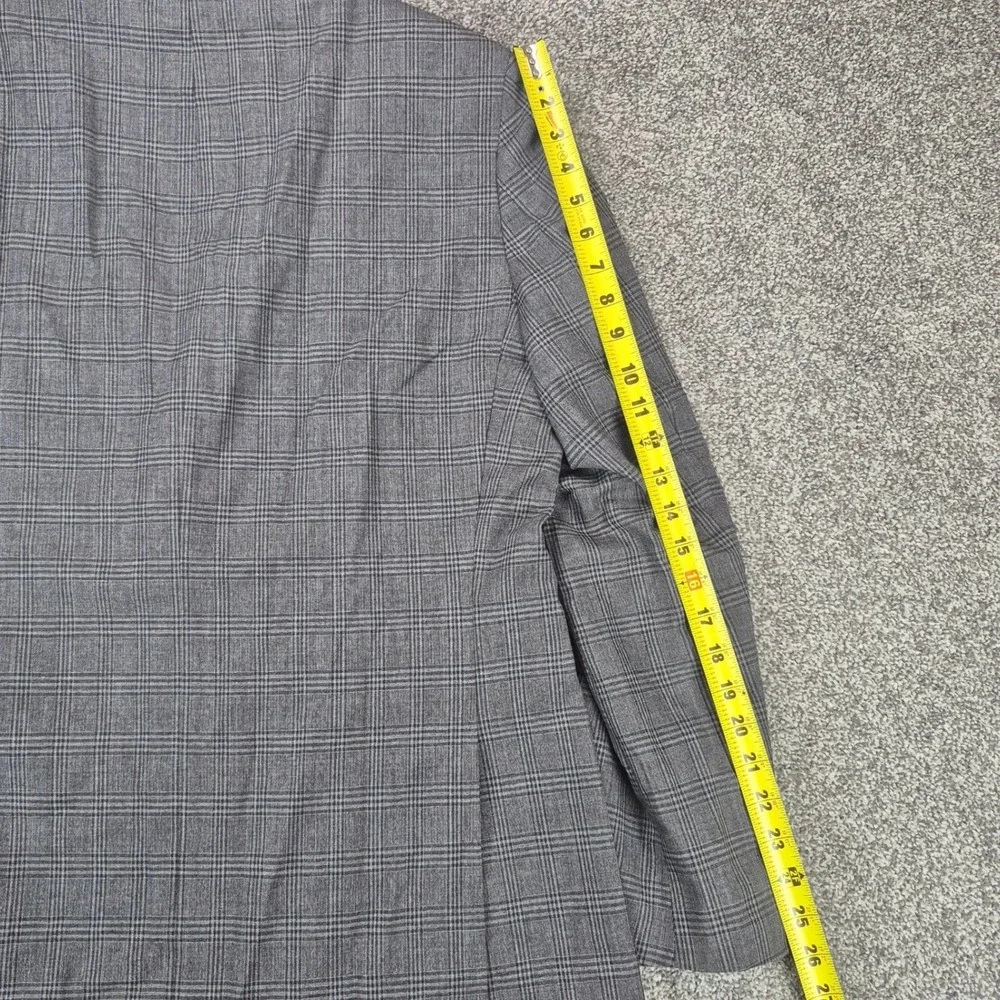 Banana Republic Heritage Blazer Mens 44R Gray Windowpane Plaid Italian Wool